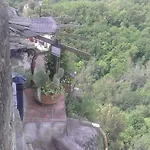 Casa Sulla Rupe Calcata
